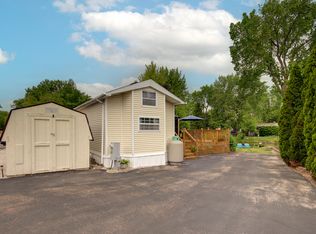 195 Fossil Cove Ln, Wilmington, IL