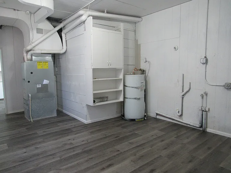 Laundry/Utility room