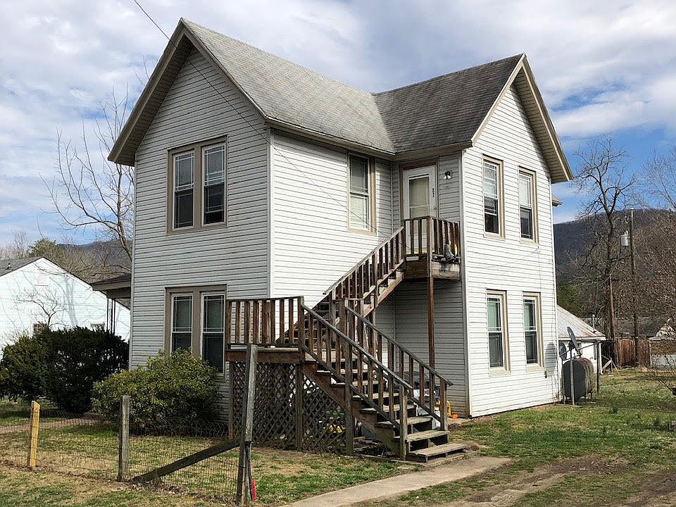 1st image of 609 Pocahontas St