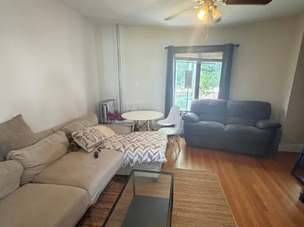 19 Renfrew St, Medford, MA 02155