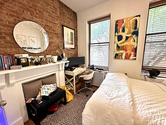 Rented by J PRESTON AND ASSOCIATES INC | media 6