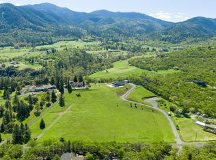 4077 Pioneer Rd, Medford, OR