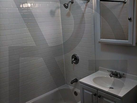 3rd image of 1524 N Kedzie Ave #3209U3
