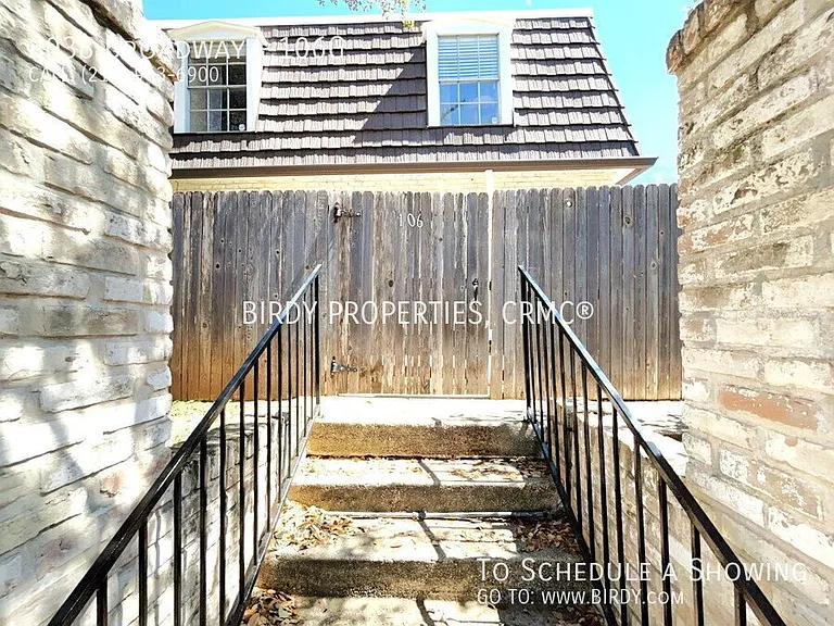 8038 Broadway #106G — Photo 32