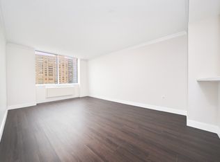 160 Riverside Blvd APT 19D, New York, NY 10069