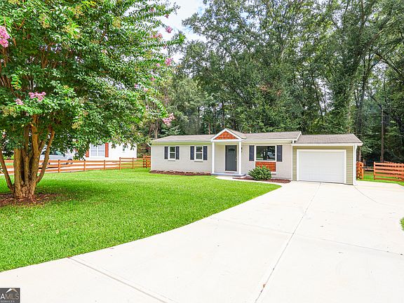 2nd image of 1208 Williams Cir
