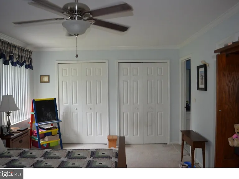 302 Doral Dr — Photo 14