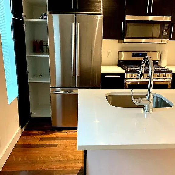 1007 S Kenwood Ave #1 — Photo 3