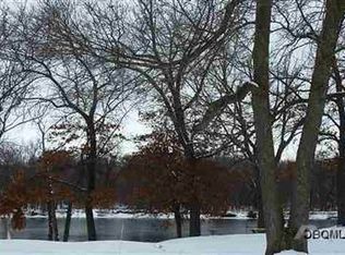 1608 Jack Oak Rd, Cassville, WI 53806