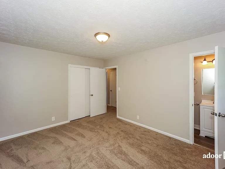 2928 Ann Marie Ln — Photo 12