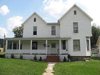 1st image of 506 E Myrtle Ave