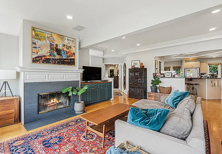 10508 Exeter Ave NE — Photo 11