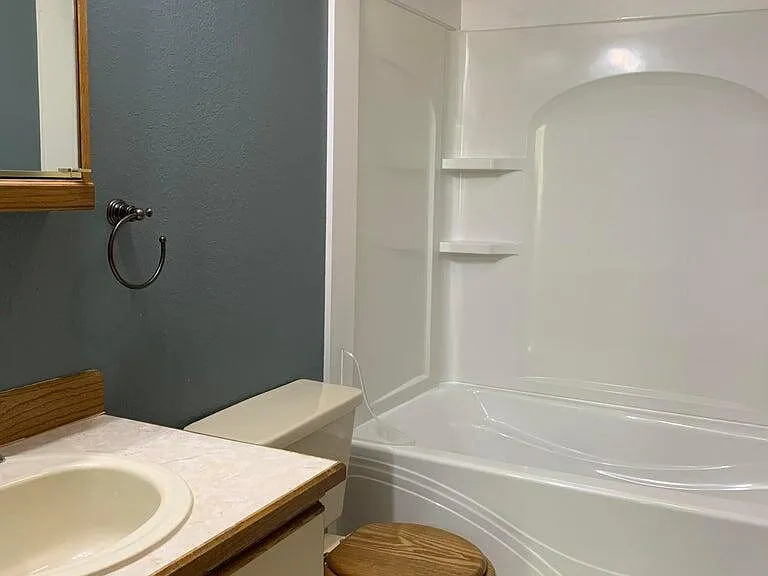 8050 Pioneer Dr #1001 — Photo 11