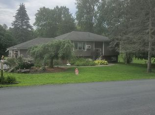 1422 Sunset Rd, Castleton, NY 12033