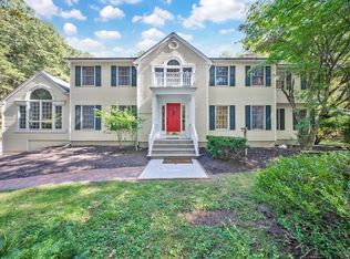 2 Pheasant Run, North Granby, CT 06060