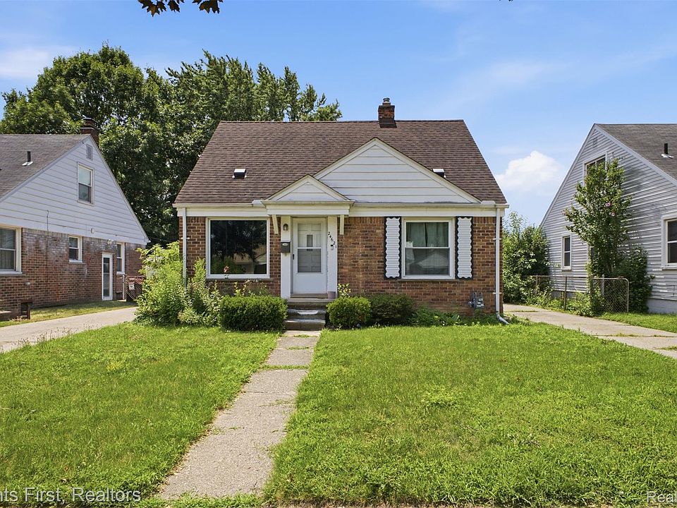 1st image of 24621 Carlysle St