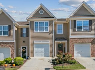 6309 Shoreview Cir, Flowery Branch, GA 30542