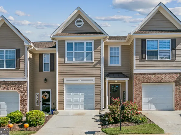 6309 Shoreview Cir, Flowery Branch, GA 30542