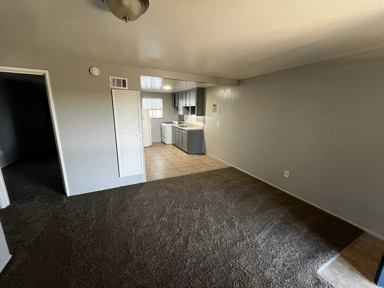 1 bed, 550 sqft, $1,275 — Photo 3