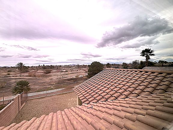 5th image of 7225 Bocaire Dr