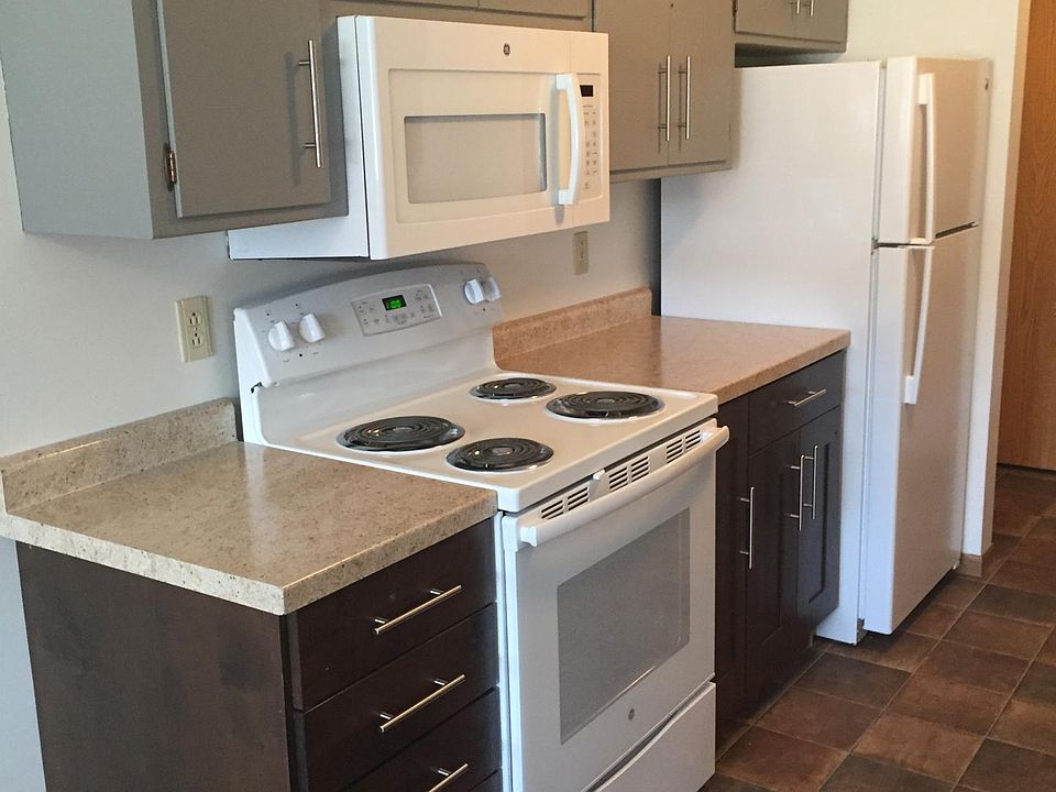 1st image of 908 24th Ave S APT 3