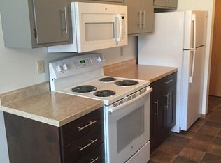 908 24th Ave S APT 3, Moorhead, MN 56560
