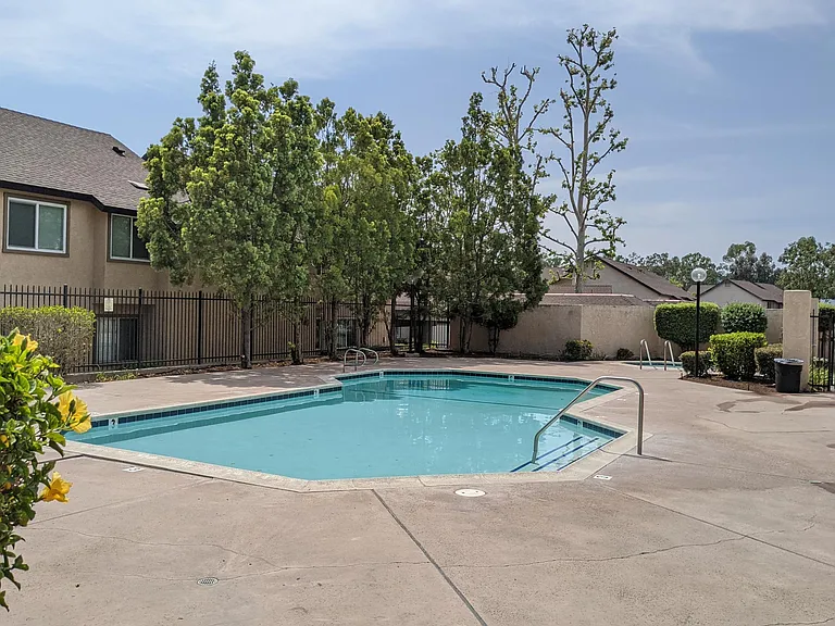 21971 Rimhurst Dr — Photo 17