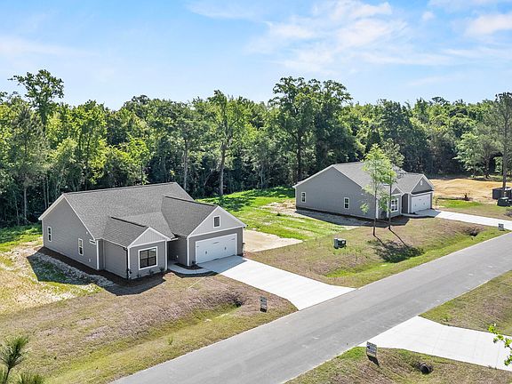 3rd image of 109 Eddie Drive