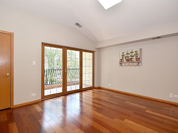 4th image of 3206 Kenilworth Ave APT 3A