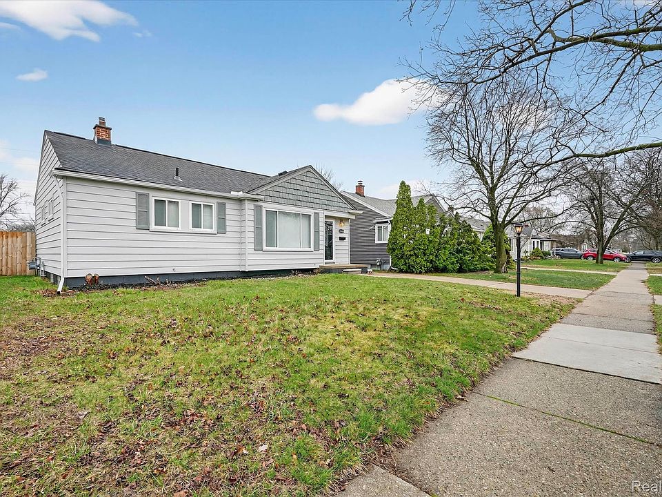 1st image of 31244 Rosslyn Ave