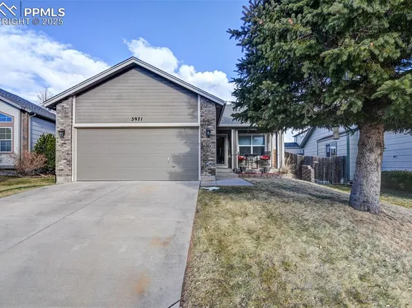 5971 Pioneer Mesa Dr, Colorado Springs, CO 80923