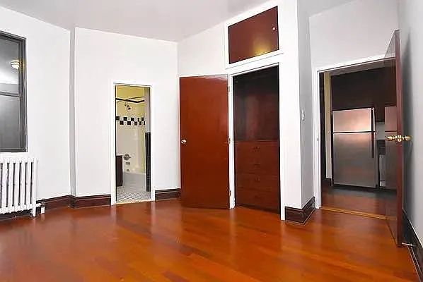 Rented by Compass | media 12