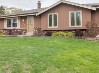 7639 S Quincy Ave, Oak Creek, WI 53154