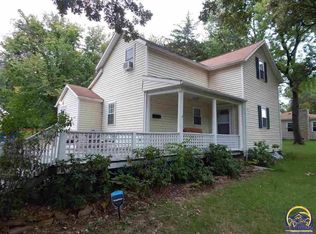 2809 SW Burlingame Rd, Topeka, KS 66611