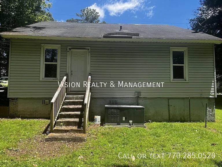 304 Broad St — Photo 20
