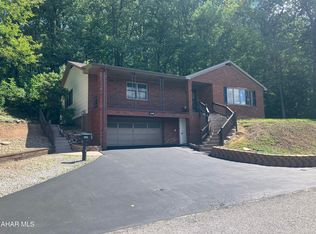 4411 4th Ave, Altoona, PA 16602