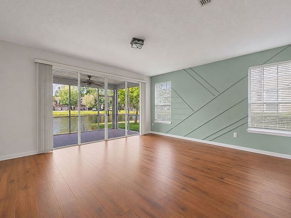 4th image of 11310 Campfield Cir