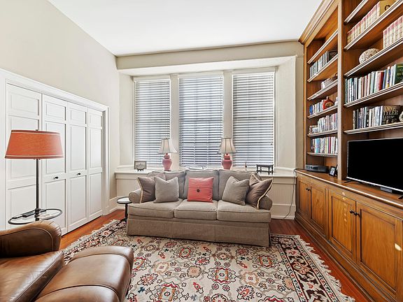 5th image of 67 Legare St APT 201