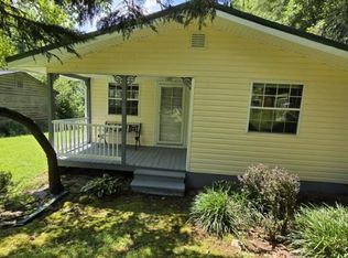 58 Bee Knob Cemetery Rd, Whittier, NC 28789