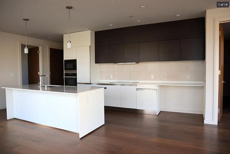1st image of 600 S Van Ness Ave #204