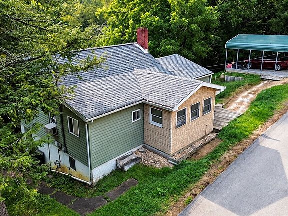 3rd image of 101 Fishpot Rd