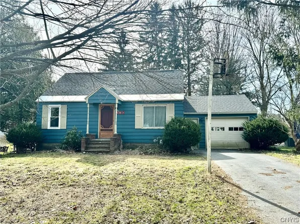 503 Shaver Ave, North Syracuse, NY 13212