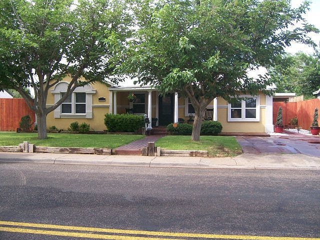 1st image of 513 W 25th St