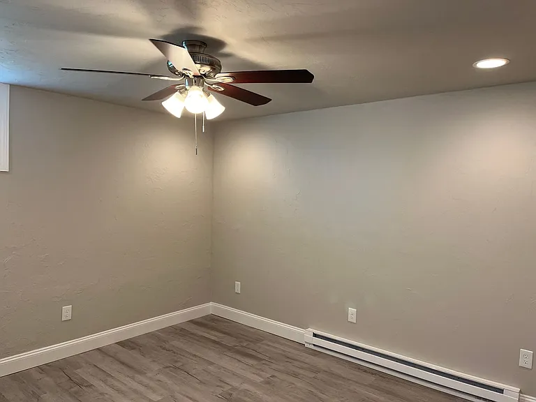 Salem Run Apartments - Phase 1 — Photo 110