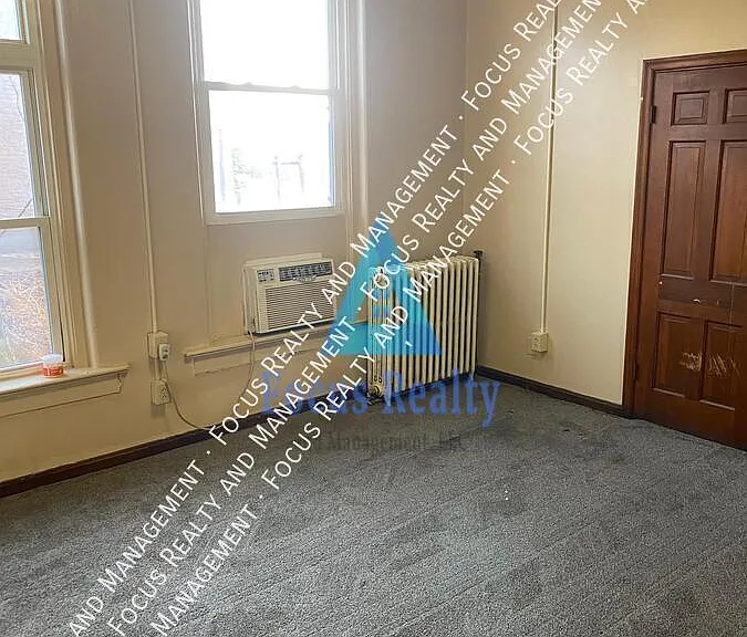 15 E Vine St #3 — Photo 5