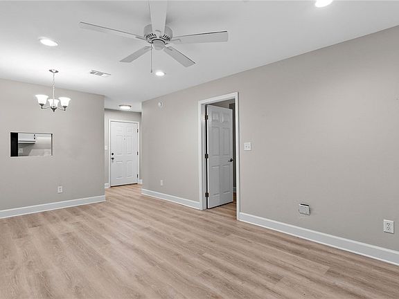 5th image of 1747 Jack Warner Pkwy APT 112-A