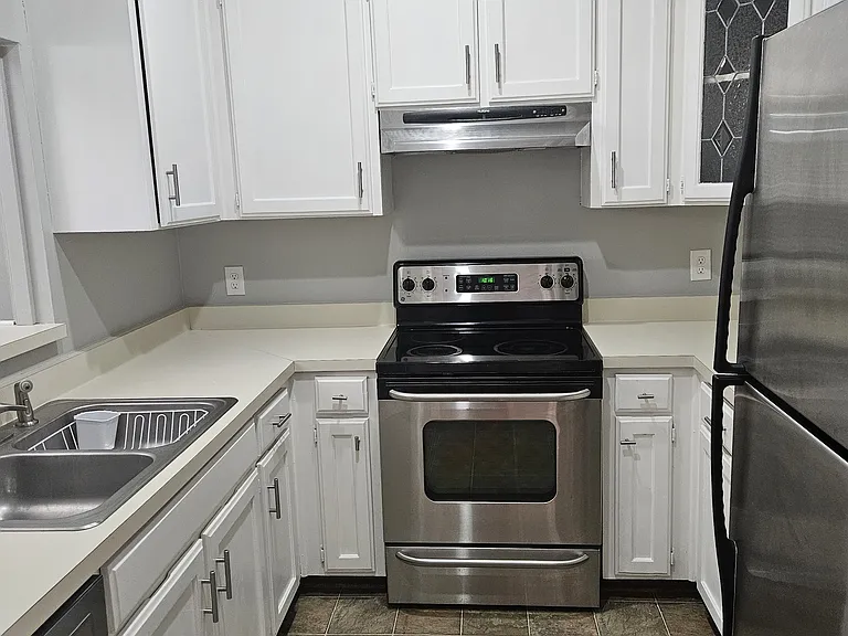 227 Wynbrook Ct — Photo 9