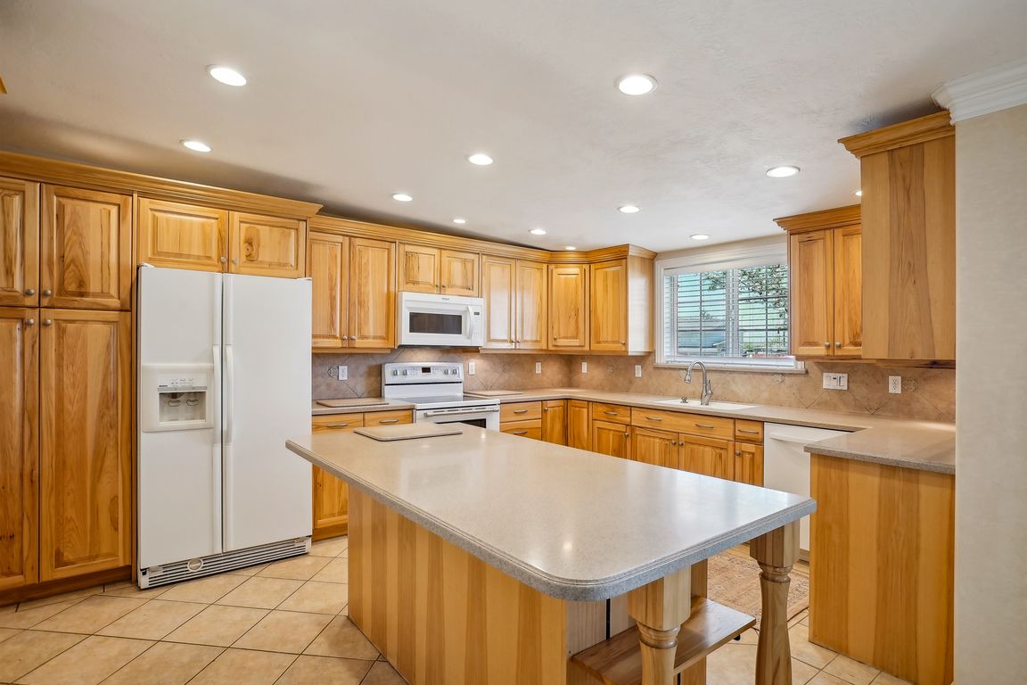 E Cana Cir-1504-008