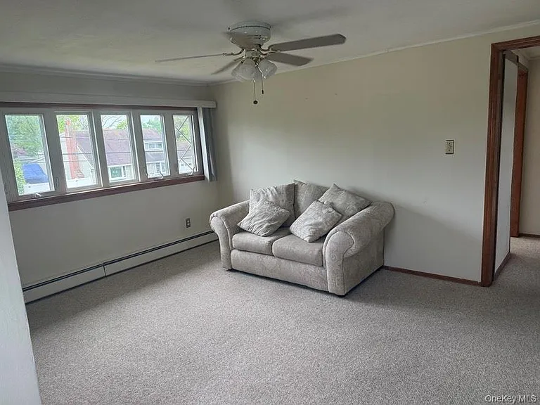 175 Wickfield Ln — Photo 7