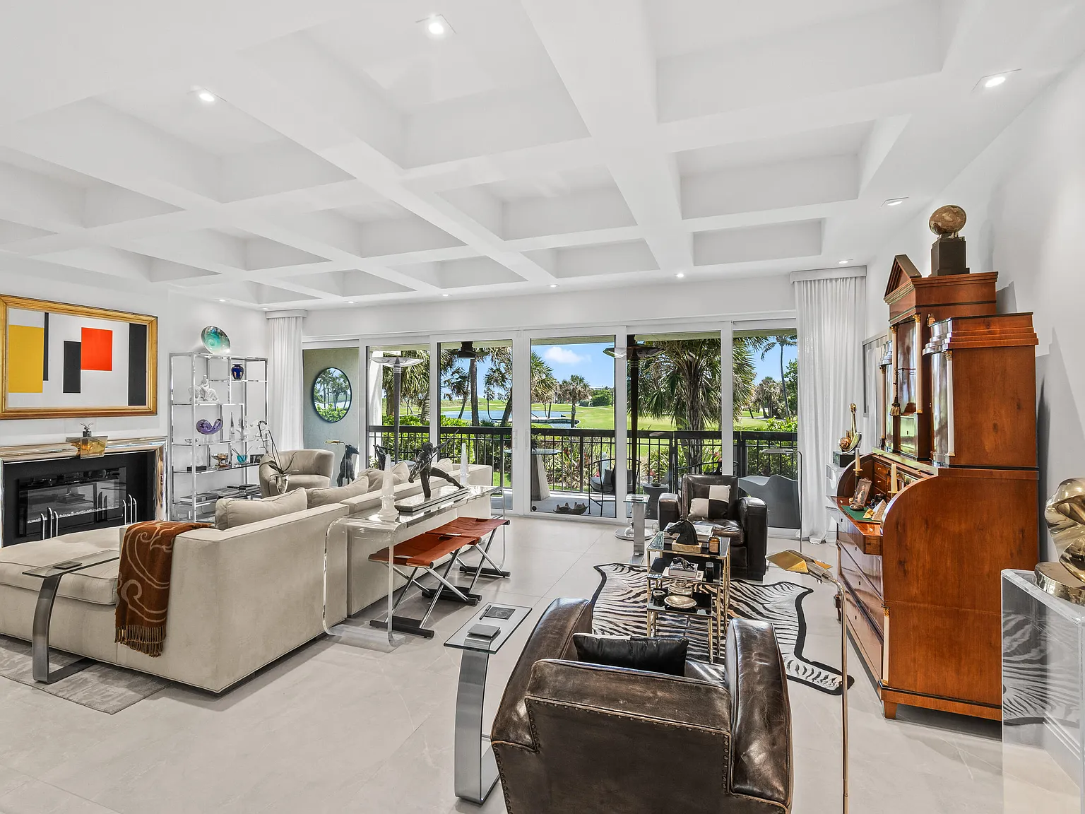 3 bed, 2.5 bath, 2810 sqft, $30,000 — Photo 3